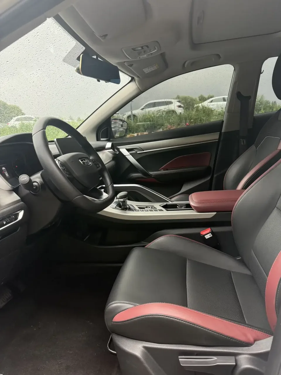 Geely Coolray SX11 Binyue 2021 240T DCT Diamond Edition 2022 — thumbnail 4