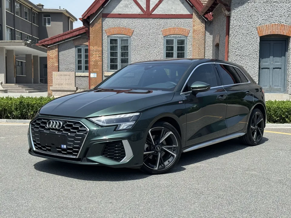 Audi A3 Audi A3 2023 Sportback 35 TFSI facelift: stylish and sporty 2023 — photo 1, buy with delivery to Moscow