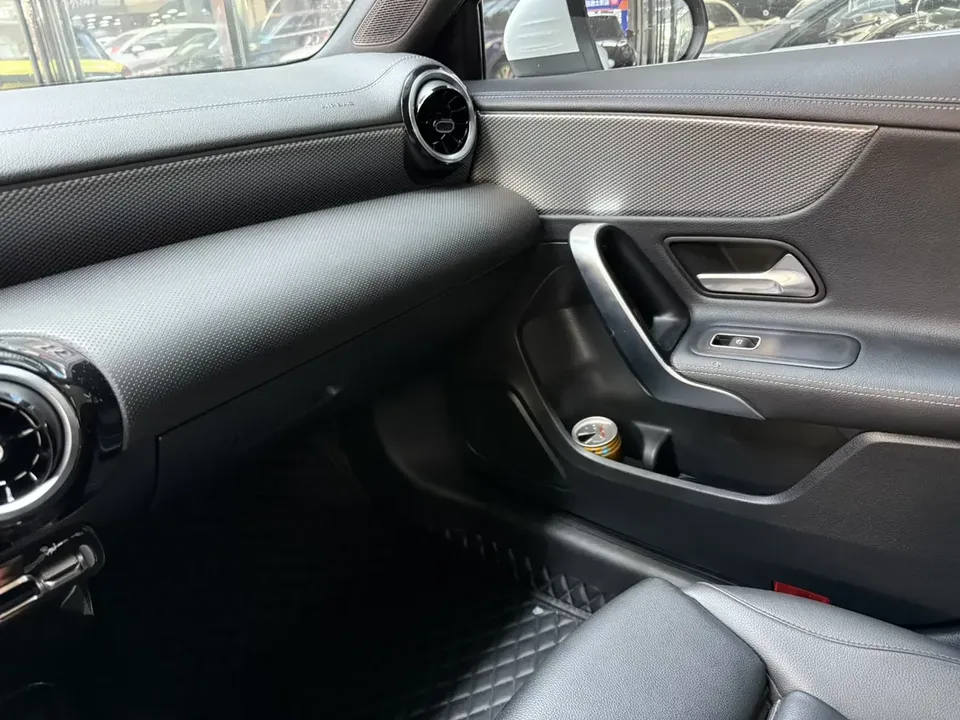 Mercedes-Benz Klasa A Mercedes Benz A Class 2022 A 180L 2022 — thumbnail 3