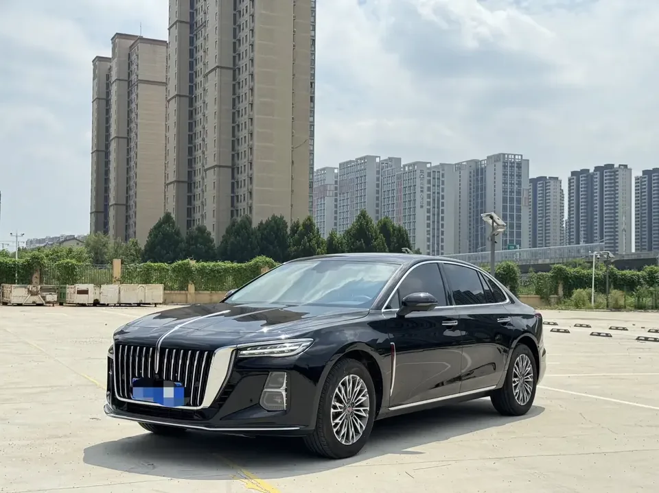 Hongqi H5 Hongqi H5 2025 1.5T DCT Flagship Edition 2025 — photo 1, buy with delivery to Moscow