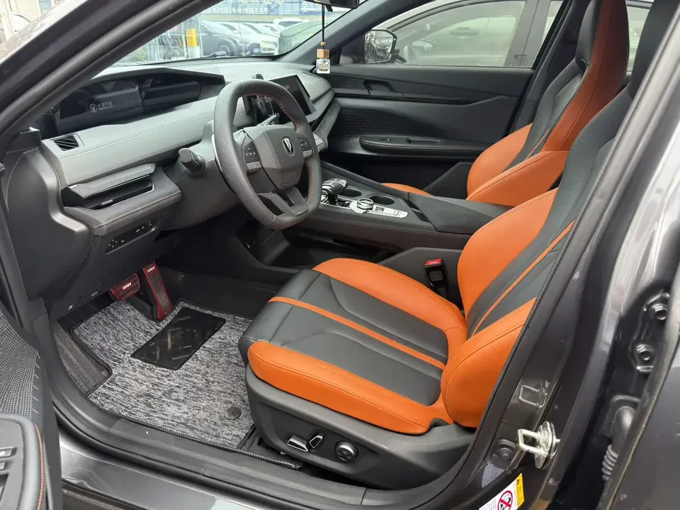 Changan UNI-V Changan UNI-V 2024 1.5T Premium Sports 2024 — thumbnail 4