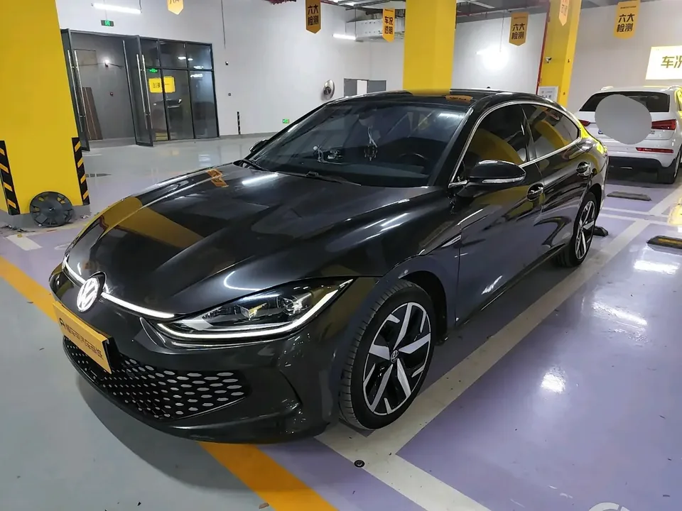 Volkswagen Lamando Lingdu 2022 Lingdu L 280TSI DSG Cool Edition 2022 — photo 1, buy with delivery to Moscow