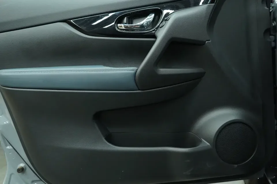 Nissan X-Trail Qijun 2025 Honor 2.0L 2WD Leading Edition 2025 — thumbnail 3