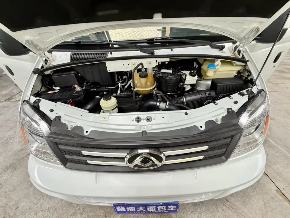 Datong Xintu V80 Xintu V80 2023 2.0T Manual Classic Aoyuntong Long Axis Mid-Top 6-9 Seaters 2023 — thumbnail 5