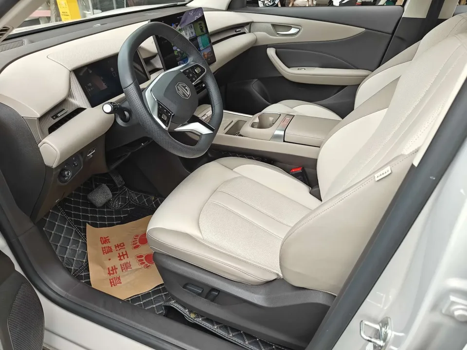MG ES5 MG ES5 2025 525max rear-wheel drive intelligent driving version 2024 — thumbnail 3