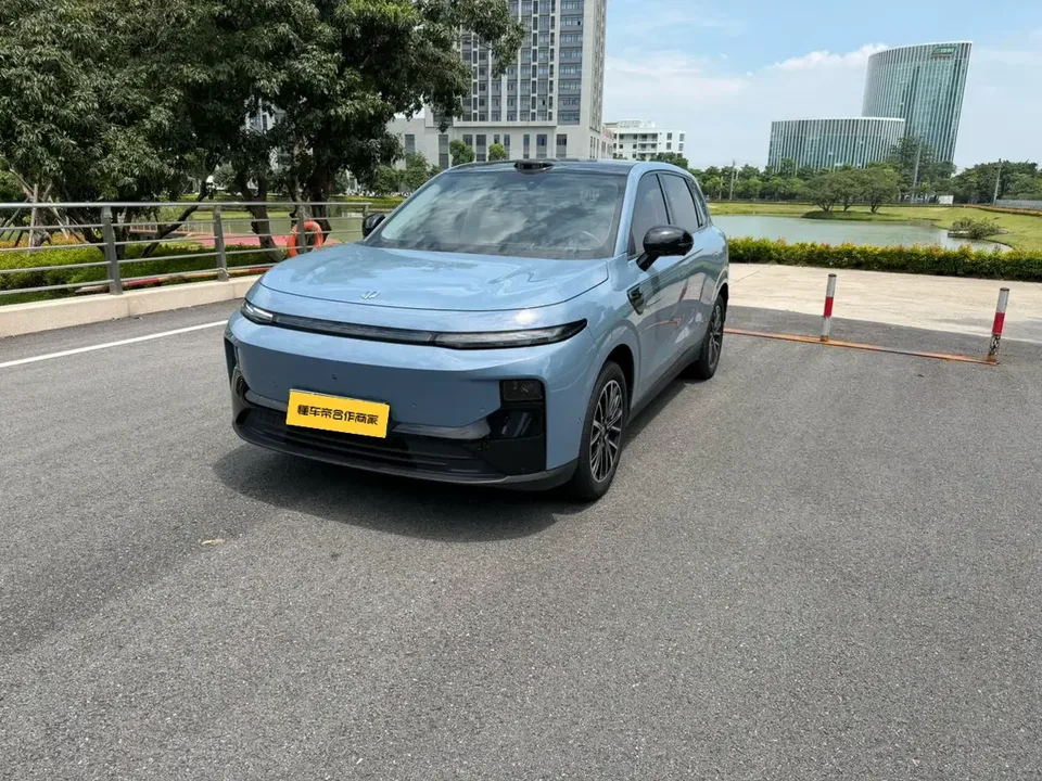 Leapmotor B10 Leapmotor B10 2025 510 LiDAR version 2025 — photo 1, buy with delivery to Moscow
