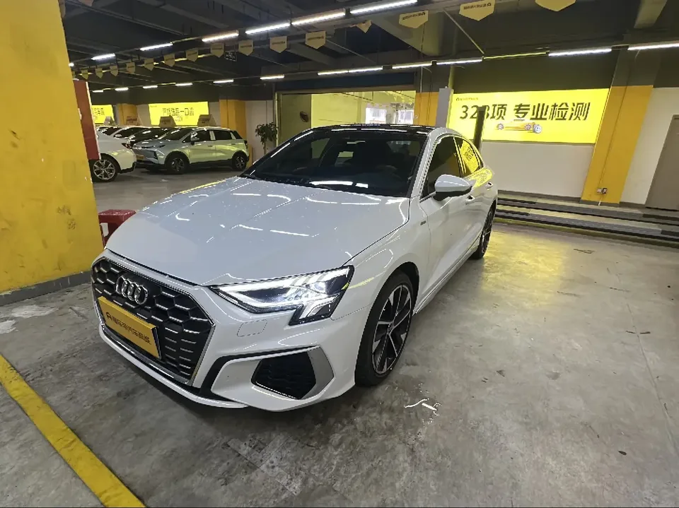 Audi A3 Audi A3 2022 A3L Limousine 35 TFSI Stylish Sports 2023 — photo 1, buy with delivery to Moscow