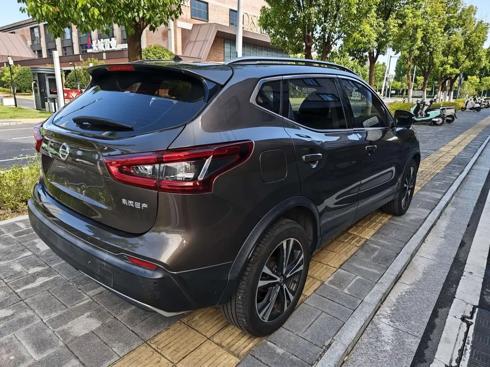 Nissan Qashqai Qashqai 2022 2.0L XV Prem. Deluxe Edition 2022 — thumbnail 2