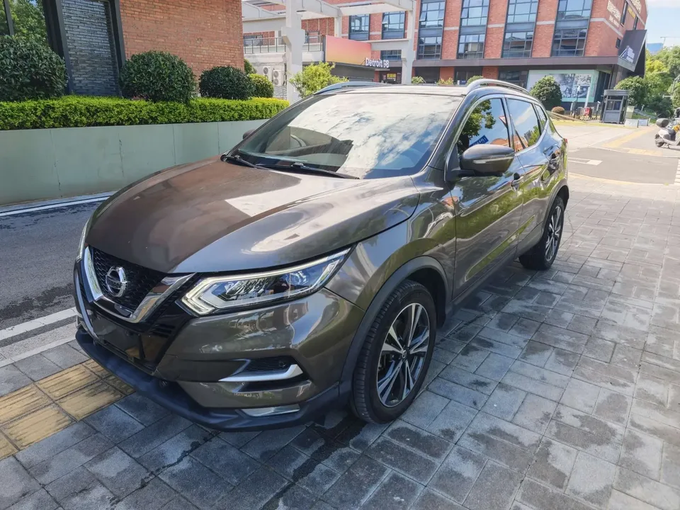 Nissan Qashqai Qashqai 2022 2.0L XV Prem. Deluxe Edition 2022 — photo 1, buy with delivery to Moscow