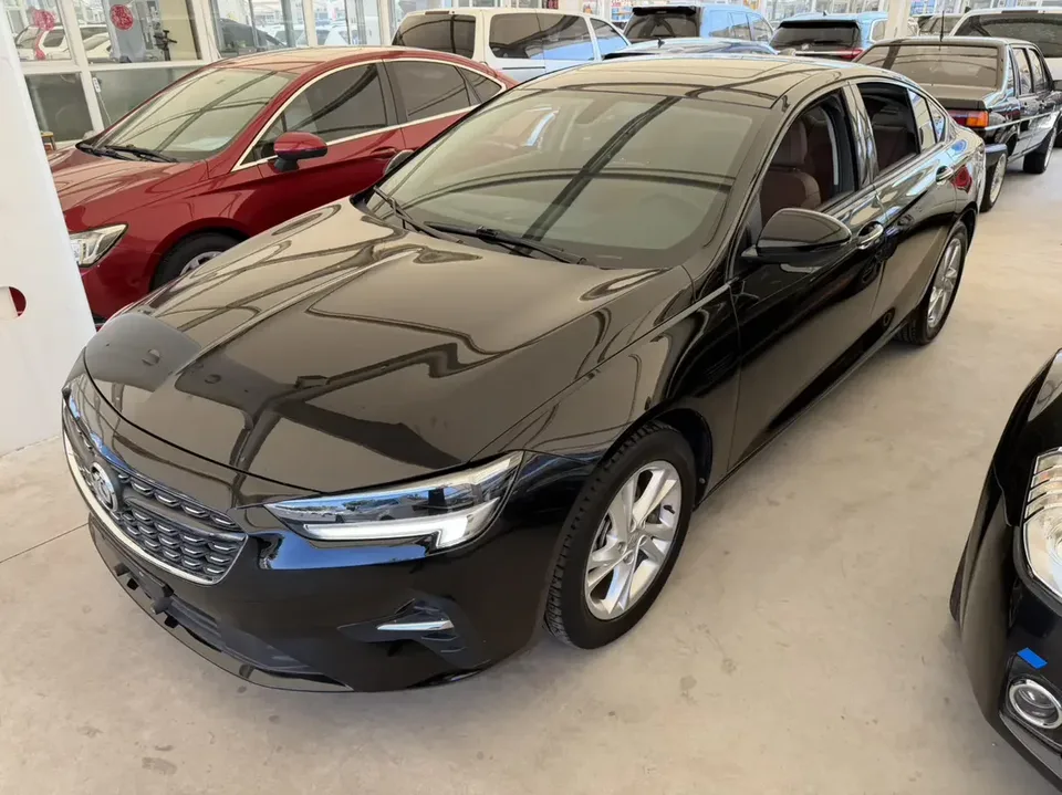 Buick Majesty Majesty 2023 552T Smart 2023 — photo 1, buy with delivery to Moscow