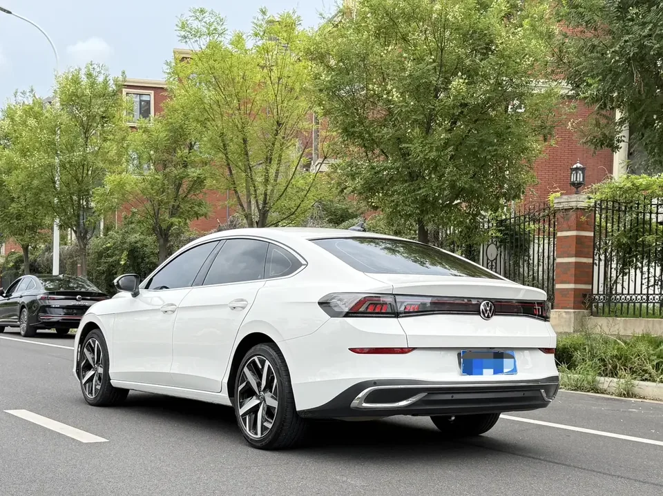 Volkswagen Lamando Lingdu 2022 Lingdu L 280TSI DSG Hot Edition 2022 — thumbnail 4