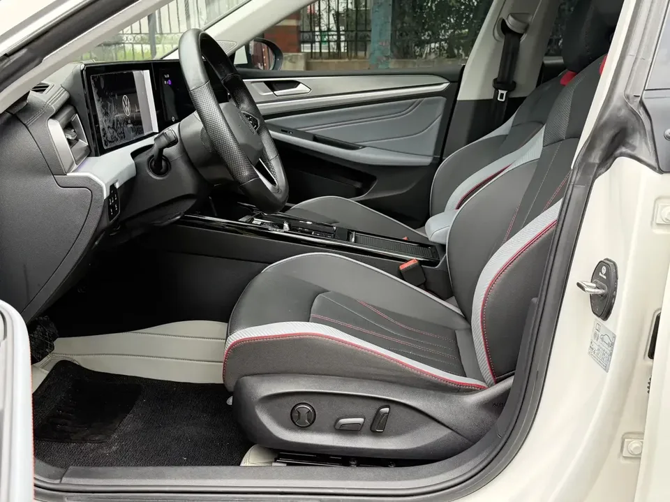 Volkswagen Lamando Lingdu 2022 Lingdu L 280TSI DSG Hot Edition 2022 — thumbnail 5