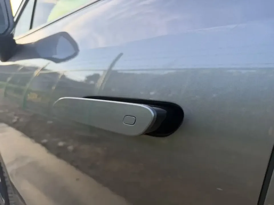 BYD Song L DM Song L DM 2025 Intelligent Driving Edition DM-i 112KM Leading Edition 2025 — thumbnail 4