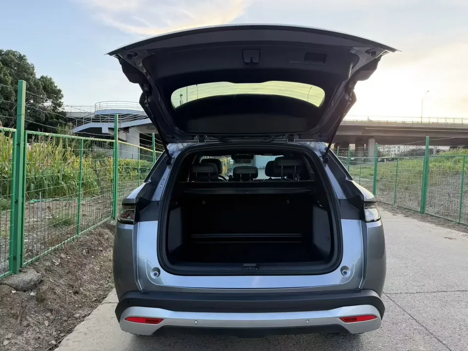 BYD Song L DM Song L DM 2025 Intelligent Driving Edition DM-i 112KM Leading Edition 2025 — thumbnail 5