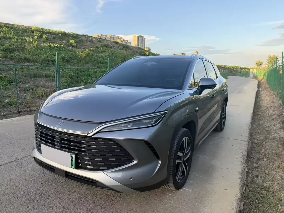 BYD Song L DM Song L DM 2025 Intelligent Driving Edition DM-i 112KM Leading Edition 2025 — photo 1, buy with delivery to Moscow