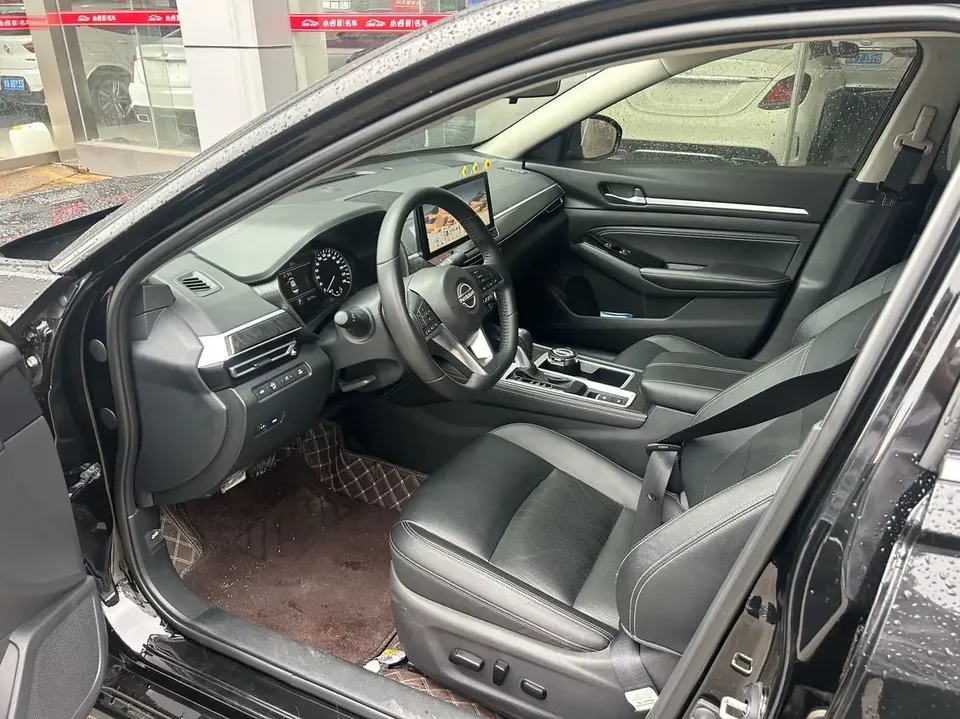 Nissan Altima Sound of nature 2022 2.0L XL-TLS Enjoy Edition 2025 — thumbnail 3