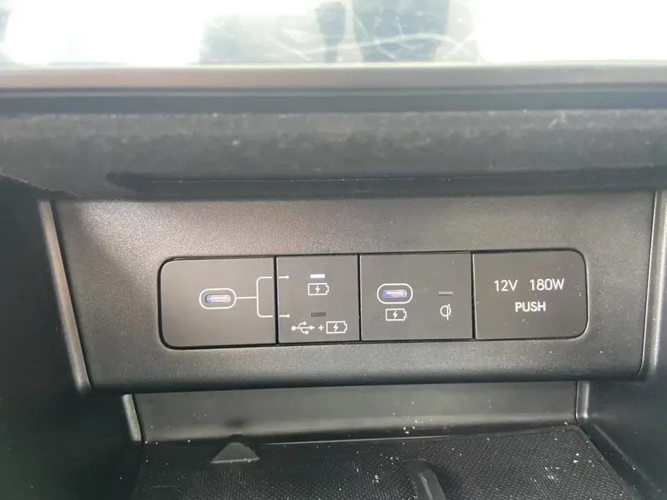 Hyundai Sonata sonata 2024 1.5T Pro 2024 — миниатюра 4