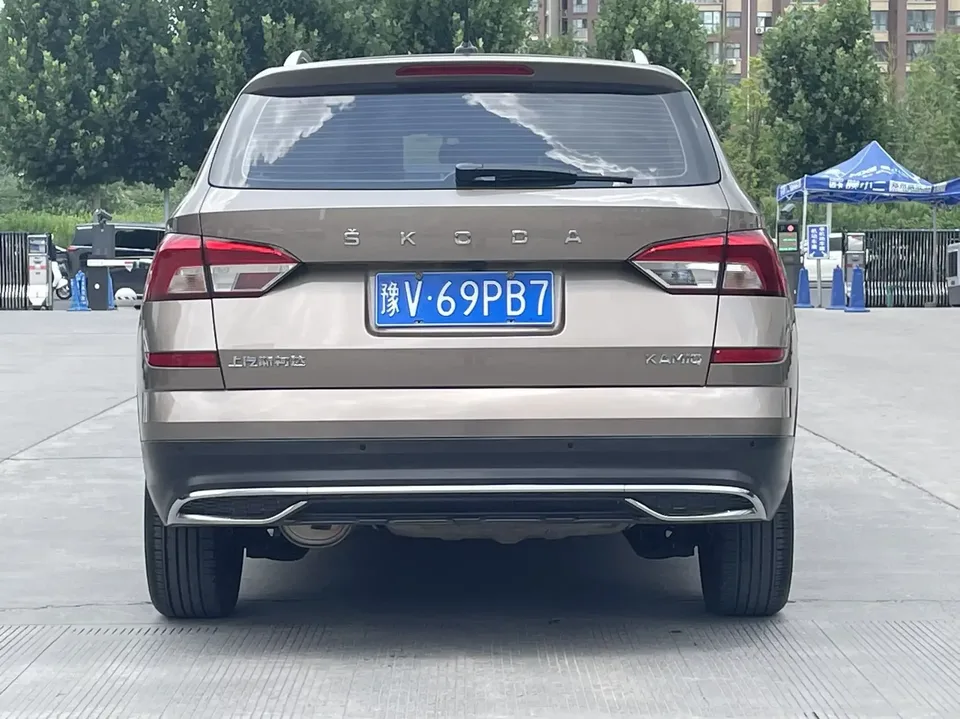Skoda Comek Comek 2023 Modified 1.5L Automatic Comfort Edition 2023 — thumbnail 2