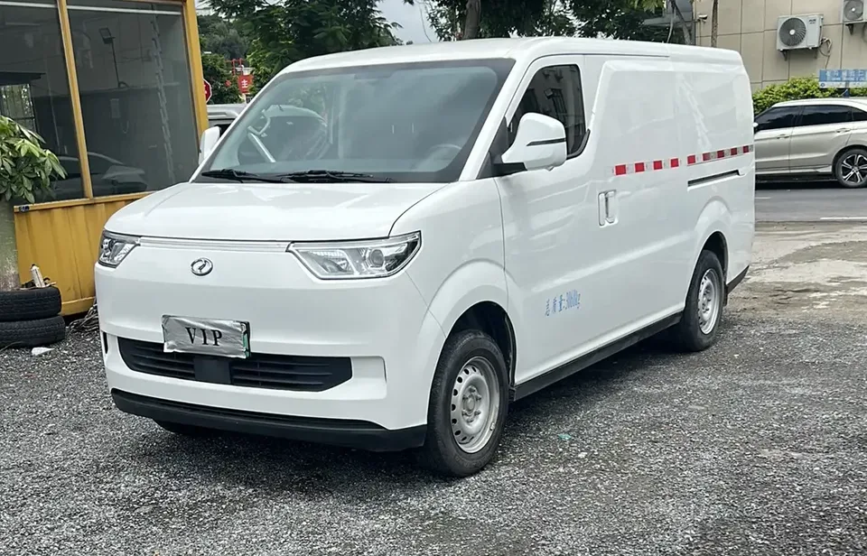 Ruichi EC75 Rich EC75 2024 Freight Intelligent Driving Edition-Pioneer II 41.86kWh 2025 — photo 1, buy with delivery to Moscow