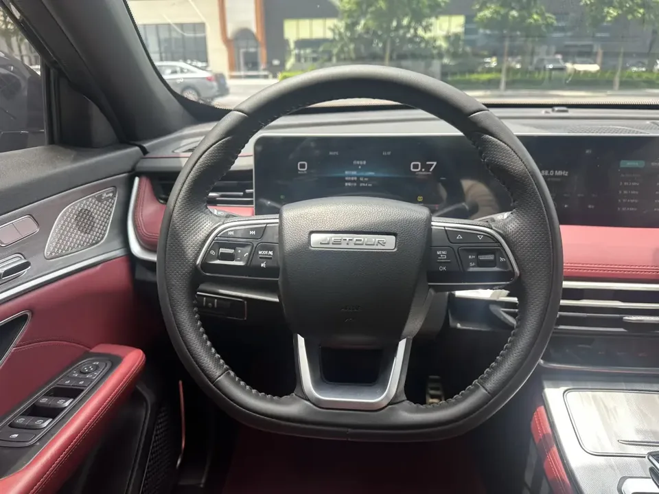 Jetour Jietu X70 PLUS Jietu X70 PLUS 2023 1.5T DCT Brave PLUS 5-seater 2023 — thumbnail 4