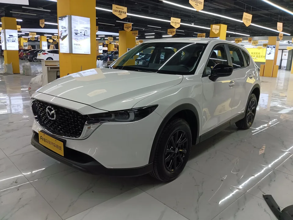 Mazda CX-5 Mazda CX-5 2025 2.0L Automatic 2WD Comfort 2025 — photo 1, buy with delivery to Moscow