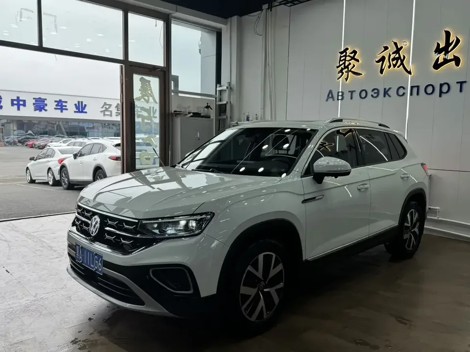 Volkswagen Tayron Tanyue 2023 280TSI 2WD Luxury Plus Advanced Edition 2023 — photo 1, buy with delivery to Moscow