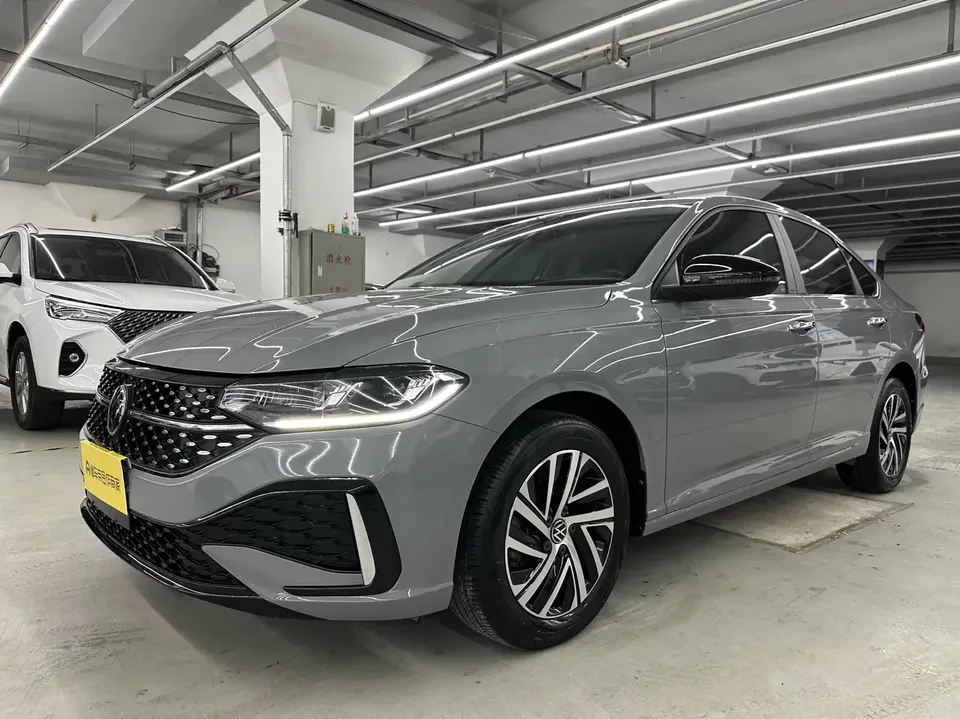 Volkswagen Lavida Lavida 2023 280TSI DSG Starry Sky Edition 2023 — photo 1, buy with delivery to Moscow