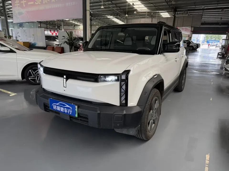 iCAR 03 iCAR 03 2024 Two-wheel drive long-range version 2024 — photo 1, buy with delivery to Moscow