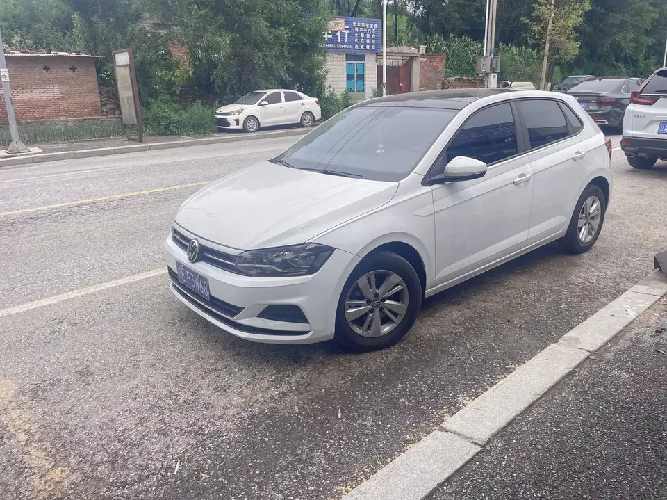 Volkswagen Polo Polo 2023 Modified Plus 1.5L Automatic Panoramic Enjoyment Edition 2022 — photo 1, buy with delivery to Moscow