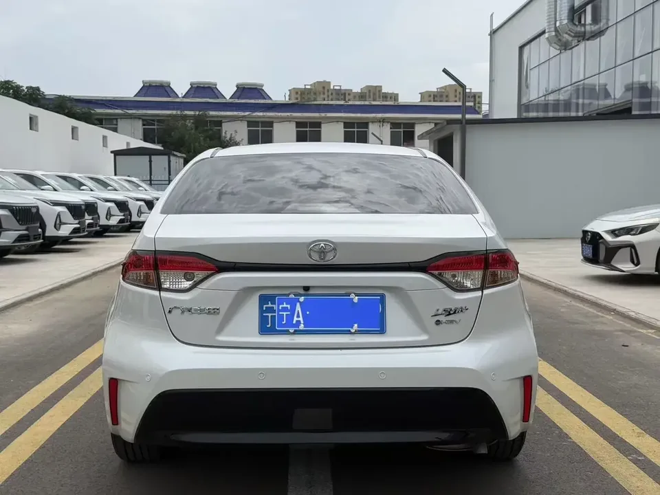 Toyota Levin Lei Ling 2024 Hybrid 1.8L Leading Edition 2024 — thumbnail 2