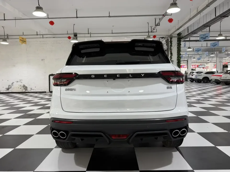 Geely Coolray SX11 Binyue 2021 240T DCT Diamond Edition 2022 — thumbnail 2