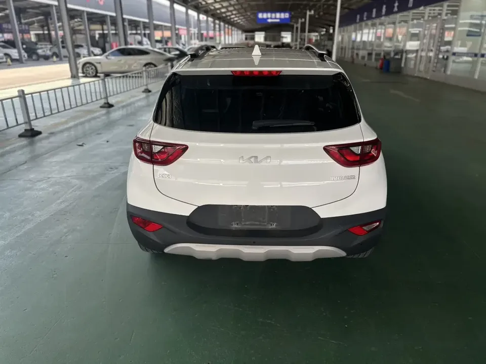 Kia KX1 Yipao 2021 1.4L CVT Fun Edition 2023 — thumbnail 2
