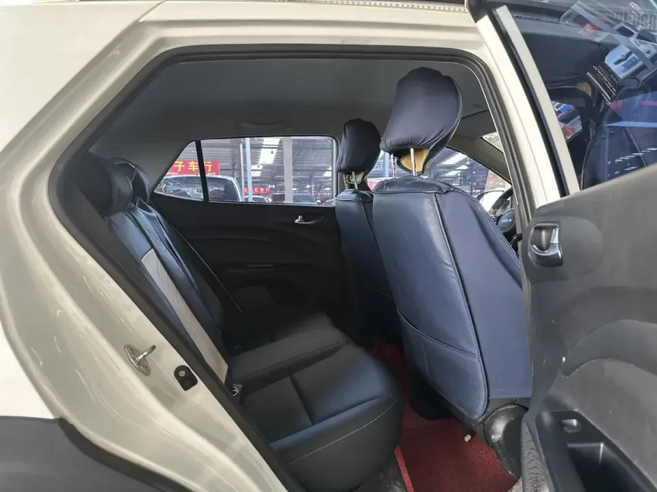 Kia KX1 Yipao 2021 1.4L CVT Fun Edition 2023 — thumbnail 3