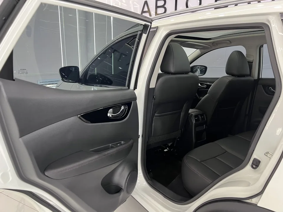 Nissan Qashqai Qashqai 2023 Classic 2.0L Leading Edition 2023 — thumbnail 5