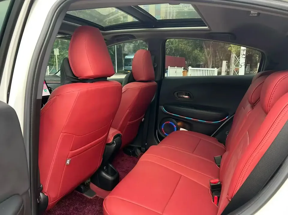 Honda WR-V HondaXR-V 2021 1.5L CVT Comfort Edition 2022 — миниатюра 3
