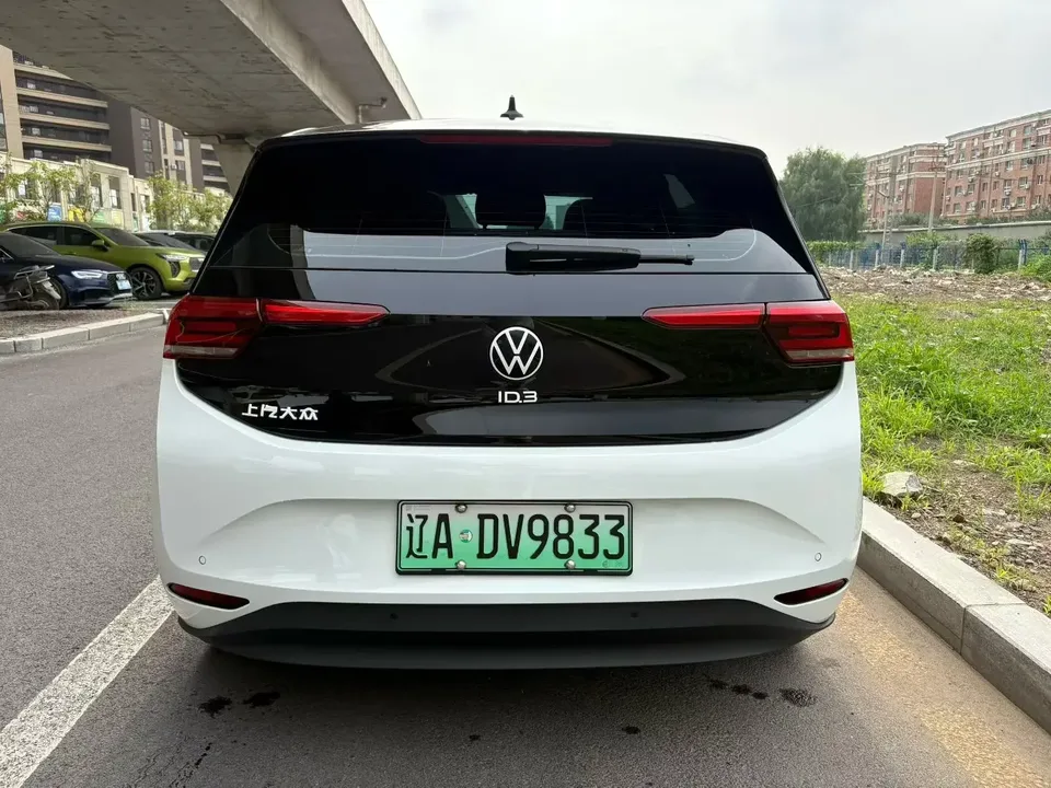 Volkswagen ID.3 Volkswagen ID.3 2025 Smart Model 2024 — thumbnail 2