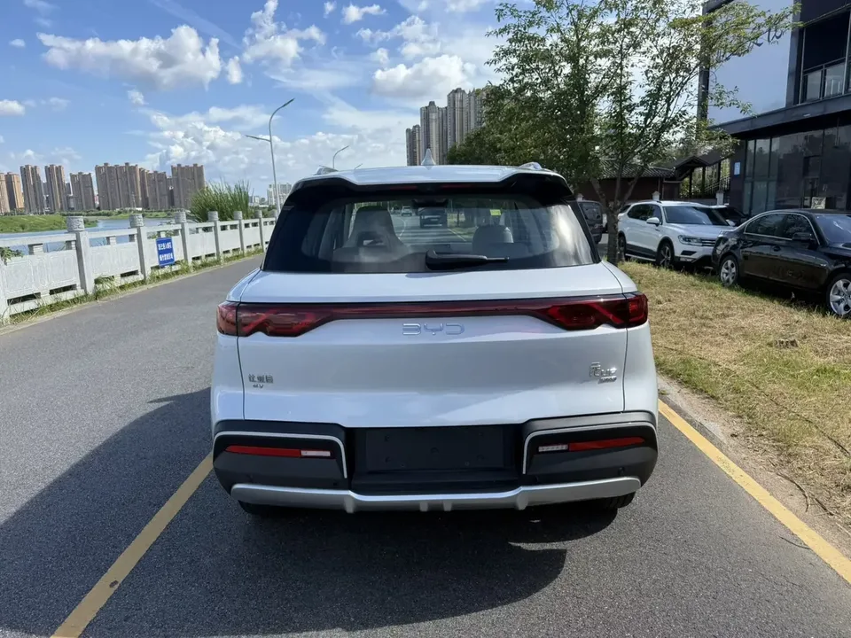 BYD Yuan Up Yuan UP 2025 Intelligent Driving Edition 401KM Beyond 2025 — thumbnail 2
