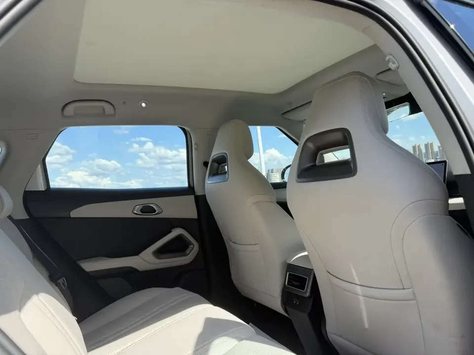 BYD Yuan Up Yuan UP 2025 Intelligent Driving Edition 401KM Beyond 2025 — thumbnail 4