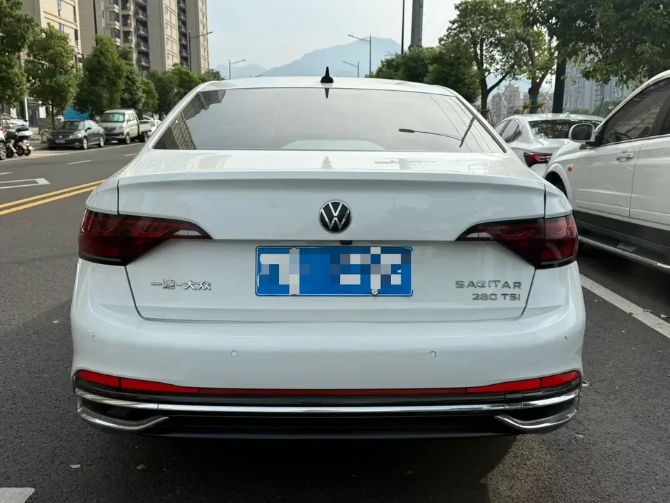 Volkswagen Sagitar Sagitar 2023 280TSI DSG Beyond Edition 2023 — thumbnail 4