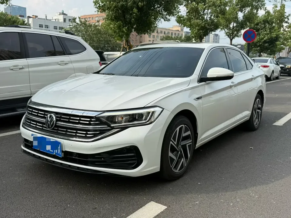 Volkswagen Sagitar Sagitar 2023 280TSI DSG Beyond Edition 2023 — photo 1, buy with delivery to Moscow