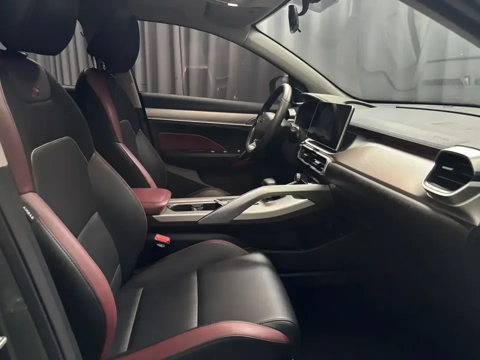 Geely Coolray SX11 Binyue 2021 240T DCT Diamond Edition 2022 — thumbnail 5