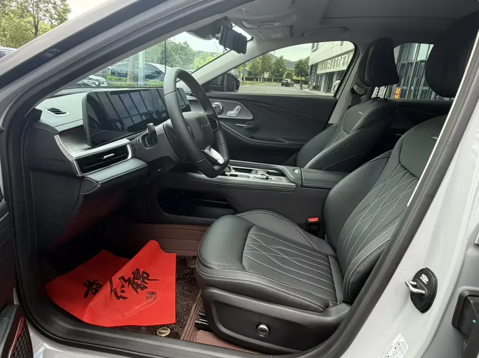 Chery Arrizo 8 Arrizo 8 2025 1.6TGDI DCT 2025 — миниатюра 5