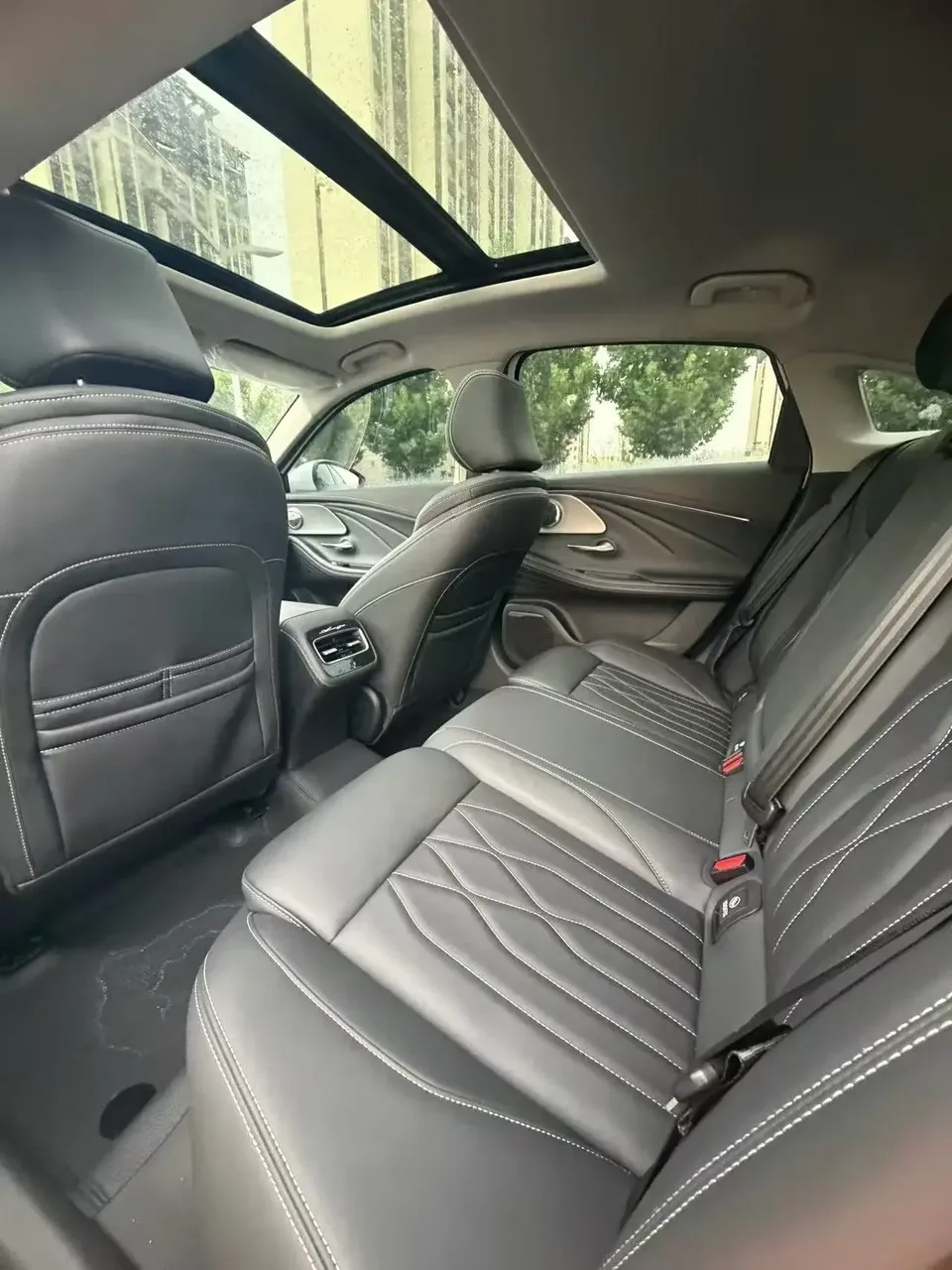 Chery Arrizo 8 Arrizo 8 2025 1.6TGDI DCT Intelligence 2025 — thumbnail 3