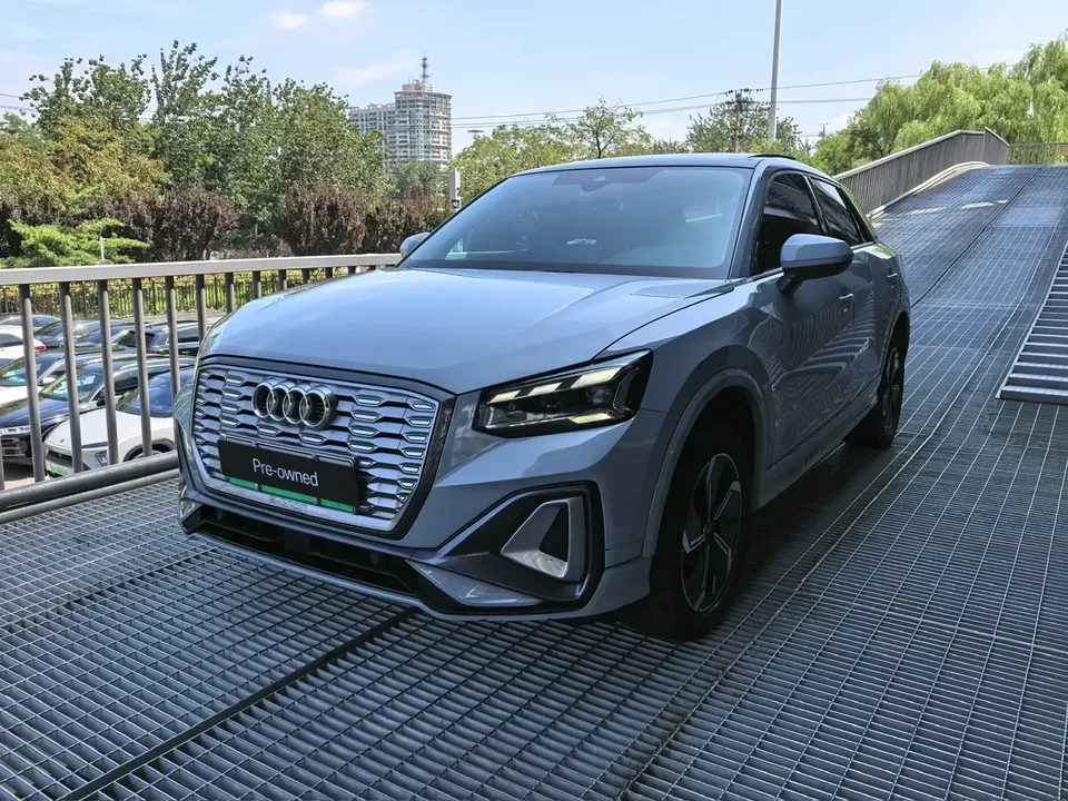 Audi Q2L e-tron Audi Q2L e-tron 2022 Pure electric intelligent enjoyment type 2022 — photo 1, buy with delivery to Moscow