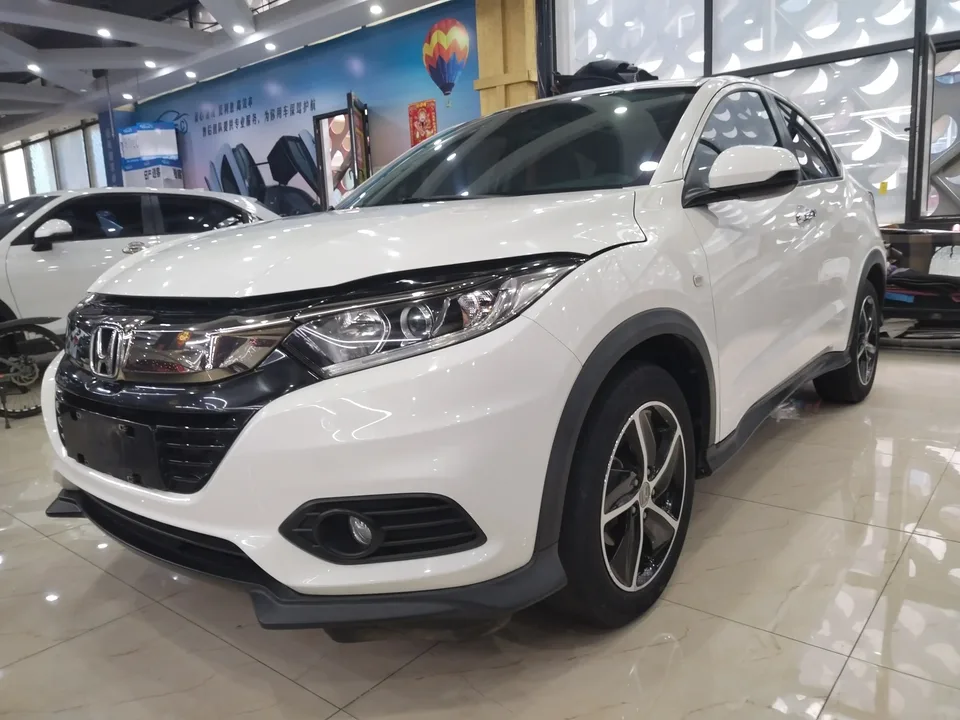 Honda VEZEL Binzhi 2020 1.5L CVT Pioneer Edition 2022 — photo 1, buy with delivery to Moscow