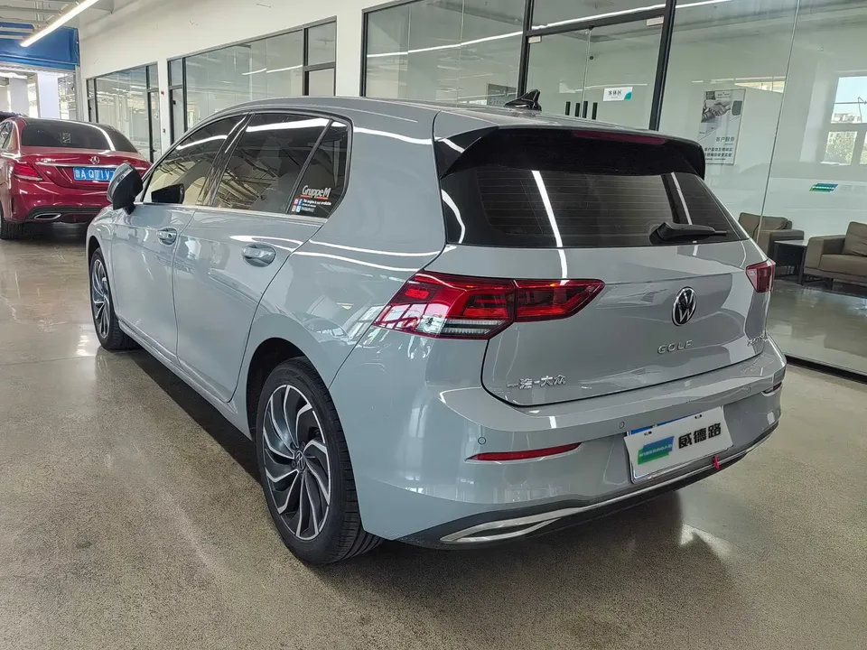 Volkswagen Golf golf 2023 280TSI DSG Pro facelift 2023 — thumbnail 4