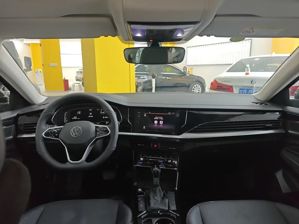 Volkswagen Passat Passat 2024 280TSI Elite Edition 2024 — thumbnail 2