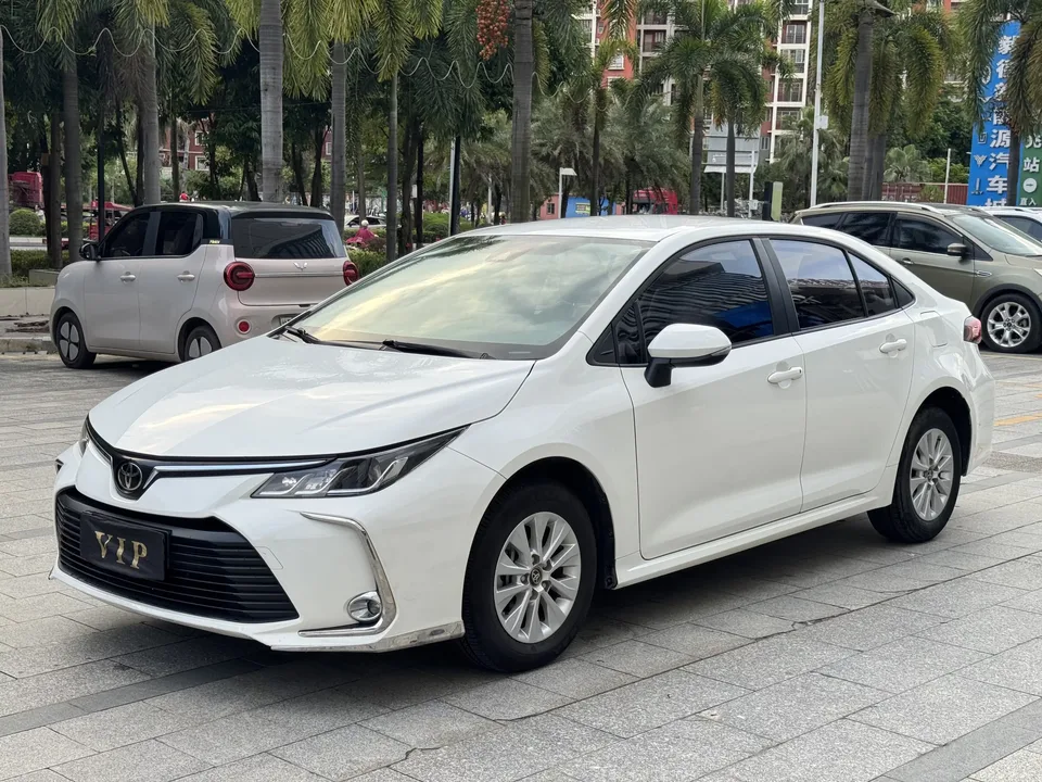 Toyota Corolla Corolla 2022 1.2T S-CVT Pioneer PLUS Edition 2022 — photo 1, buy with delivery to Moscow