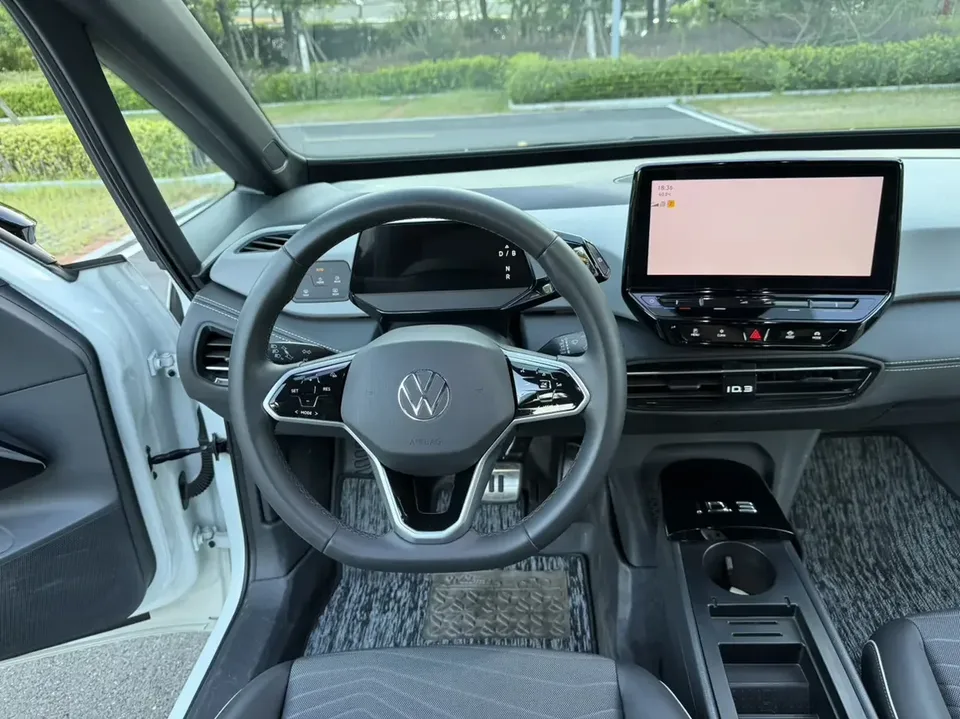 Volkswagen ID.3 Volkswagen ID.3 2024 Outstanding Edition 2024 — thumbnail 4