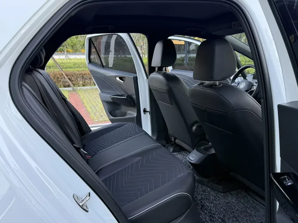 Volkswagen ID.3 Volkswagen ID.3 2024 Outstanding Edition 2024 — thumbnail 5